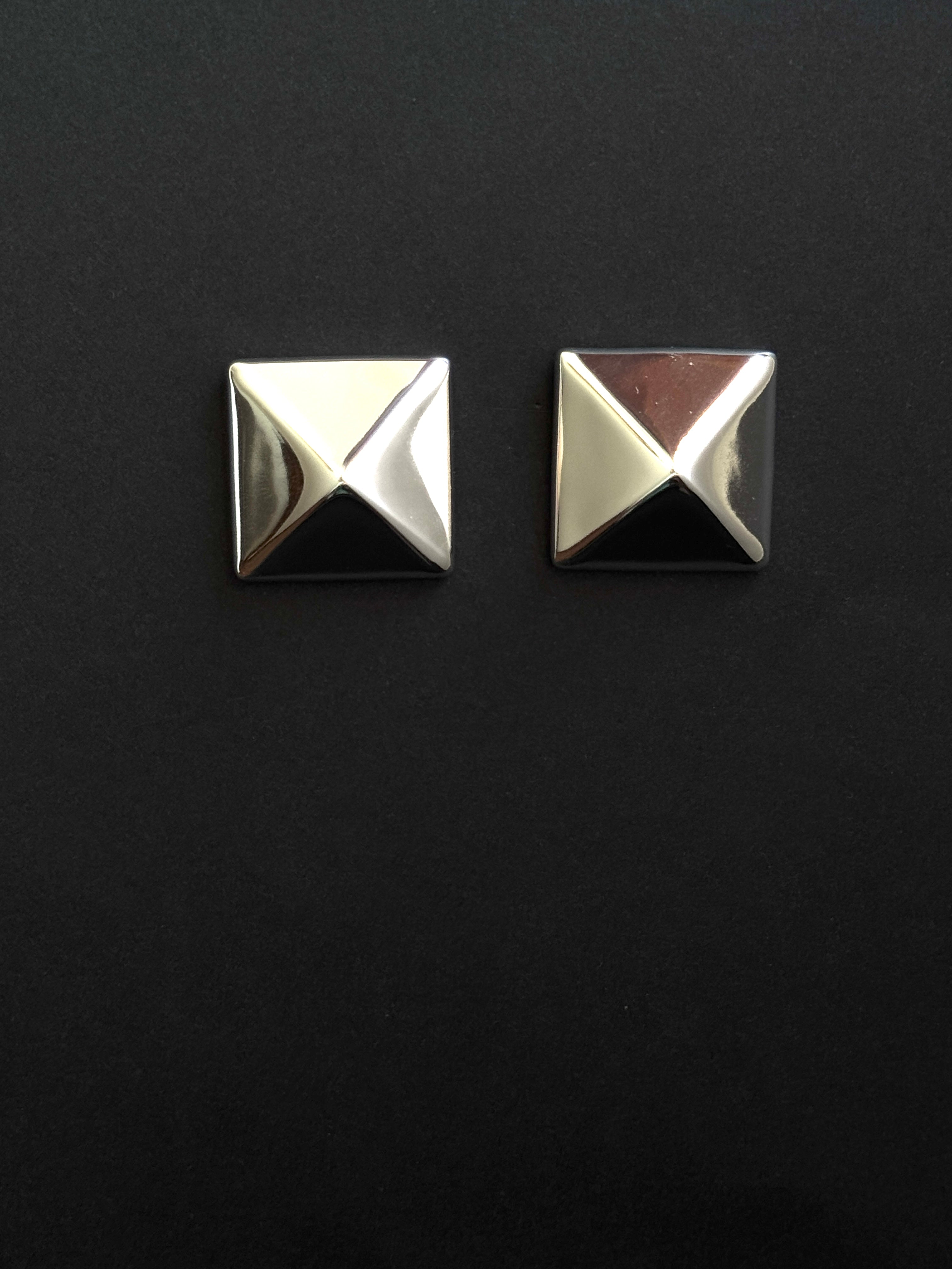 PENDIENTES ARETÉ PLATEADO